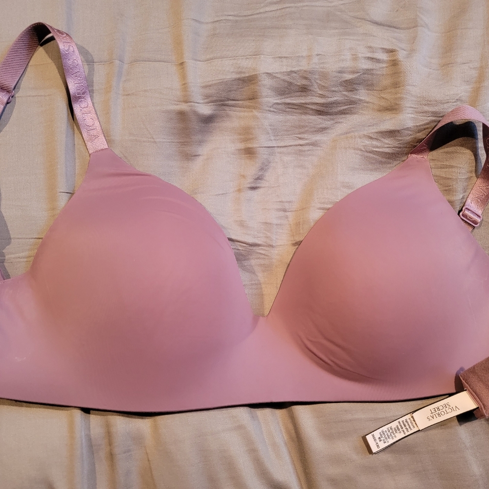 Victoria secret 36DD wireless tshirt bra.